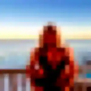 Axelle, 28 ans, connectée à Aix-les-Bains pour une rencontre coquine