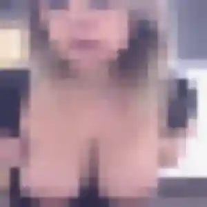 Photo de Typhaine à Aizenay (41 ans) - rencontre cougar gratuit