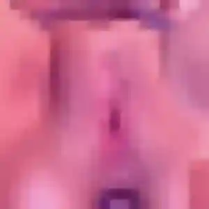 Therese, 25 ans, connectée à Ambérieu-en-Bugey pour une rencontre coquine