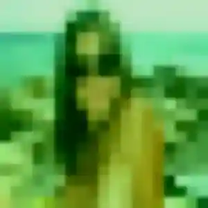 Tiffany, 27 ans, connectée à Arradon pour un rencontre cougar