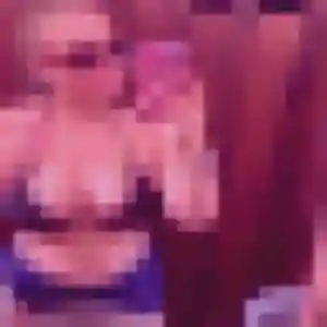 Noura (21 ans) à Avranches propose un rencontre cougar rapidement
