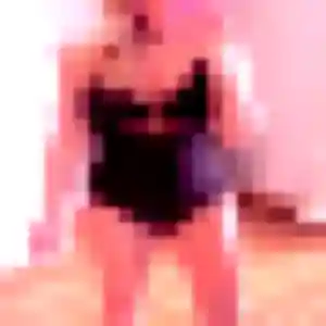 Photo de Laurence à Bédarrides (30 ans) - rencontre cougar discret