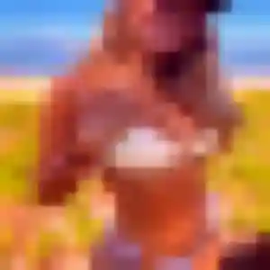 Rejoins Ximena, 22 ans à Bessan gratuitement
