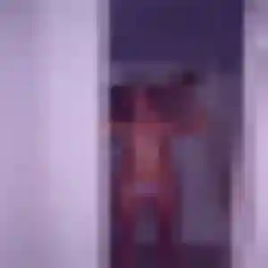 Anne, 23 ans, cherche un rencontre cougar à Biarritz