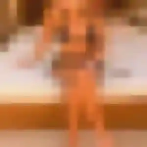 Blandine (30 ans) à Bougival propose un rencontre cougar aujourd'hui