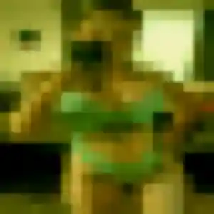 Belle Josephine, 26 ans à Brech - la contacter