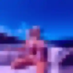 Adelaide (37 ans) à Bron cherche un rencontre cougar ce soir