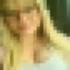 Kelly, 44 ans, en ligne à Buc pour une rencontre coquine