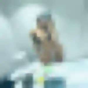 Daphne, 44 ans, en ligne à Cappelle-la-Grande pour une rencontre coquine