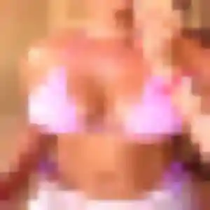 Contacte Vanessa, 26 ans à Castelnaudary en privé