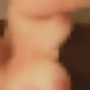 Rejoins Rebecca, 25 ans à Caumont-sur-Durance en privé