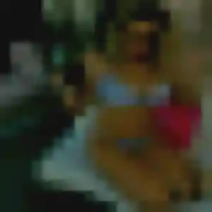 Rejoins Marie-Louise, 19 ans à Cergy en privé