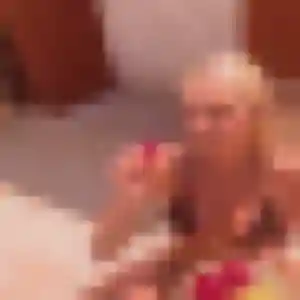 Découvre Dina, 39 ans à Champigny-sur-Marne gratuitement