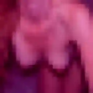 Sandrine, 33 ans, cherche un rencontre cougar à Chinon