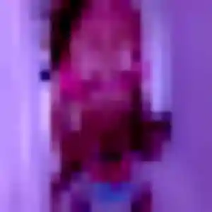 Daphne, 22 ans, disponible à Commercy pour une rencontre coquine