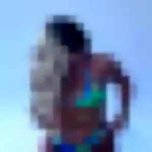 Contacte Ava, 25 ans à Douvres-la-Délivrande gratuitement