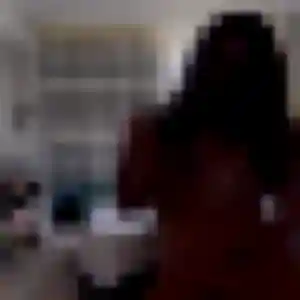 Découvre Clotilde, 32 ans à Feignies en privé