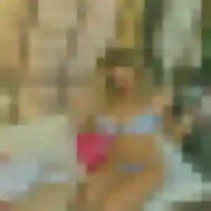 Imane, 29 ans, connectée à Gif-sur-Yvette pour une rencontre coquine