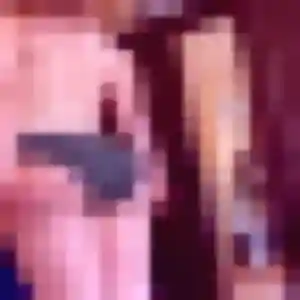 Noura, 19 ans, en ligne à Givet pour une rencontre coquine