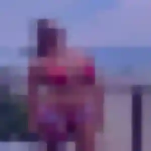 Lola (34 ans) à Grabels propose un rencontre cougar ce soir