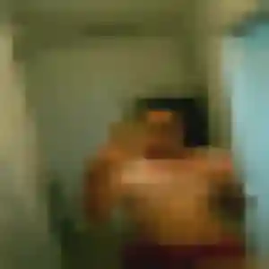 Photo de Lou-Anne à Gruissan (33 ans) - rencontre cougar sans inscription