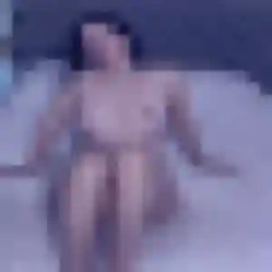 Photo de Aurore à Jouy-en-Josas (19 ans) - rencontre cougar gratuit