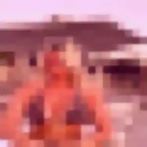Marie-Christine, 19 ans, connectée à Koungou pour une rencontre coquine