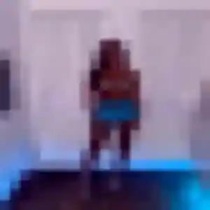 Ava, 19 ans, dispo pour rencontre cougar à La Rochelle