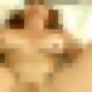 Photo de Yael à Landivisiau (22 ans) - rencontre cougar sans inscription