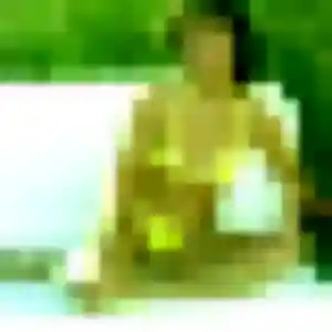 Découvre Jade, 22 ans à Le Loroux-Bottereau en privé