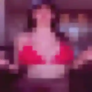 Sabrina, 32 ans, dispo pour rencontre cougar à Le Marin