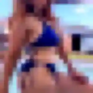 Alienor, femme de 22 ans cherche rencontre cougar à Le Passage