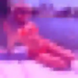 Profil de Helena à Le Tampon (22 ans) - rencontre cougar gratuit