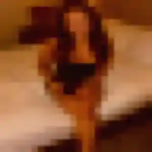Romina, fille de 21 ans veut rencontre cougar à Le Vauclin