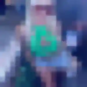 Louise, femme de 21 ans cherche rencontre cougar à Loireauxence