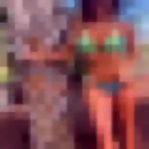 Rejoins Vicky, 28 ans à Ludon-Médoc gratuitement