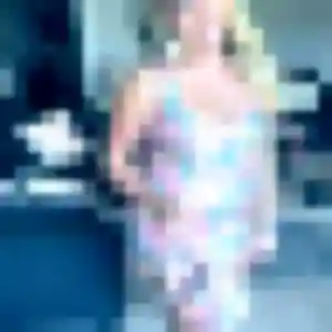 Idalina de Malakoff, 26 ans - rencontre cougar sans prise de tête