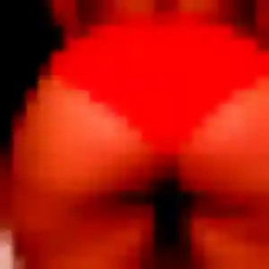 Samira, 27 ans, en ligne à Massy pour un rencontre cougar