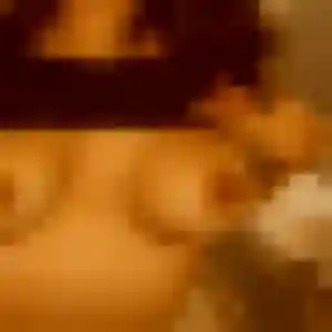 Belle Florence, 23 ans à Meudon - la contacter