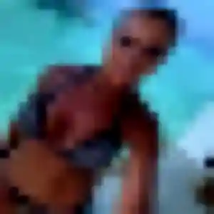 Sabine (27 ans) à Nanterre cherche un rencontre cougar aujourd'hui