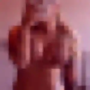 Urielle (19 ans) à Nemours cherche une rencontre maintenant