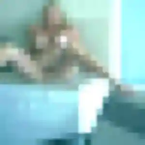 Photo privée de Louise, 26 ans à Noisy-le-Roi - plan discret