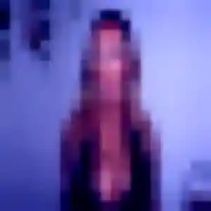 Fiona, fille de 19 ans propose rencontre cougar à Périgny