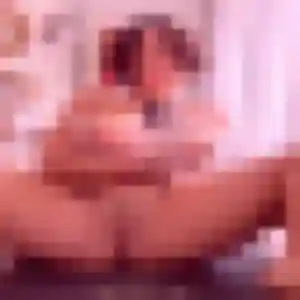 Sexy Axelle, 34 ans à Portet-sur-Garonne - voir sa photo