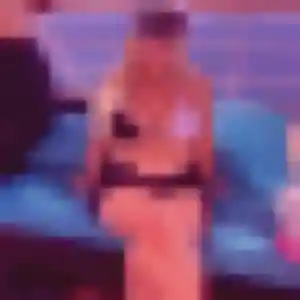 Rejoins Noemie, 27 ans à Quimper en privé