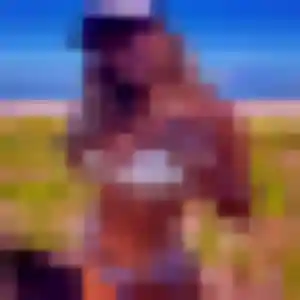 Adeline de Rive-de-Gier, 25 ans - rencontre cougar discret