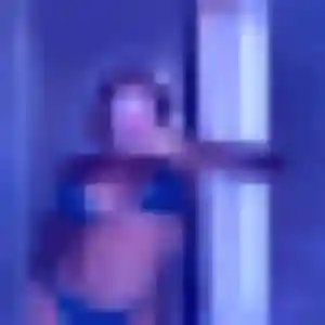 Photo de Ilona à Rivière-Pilote (27 ans) - rencontre cougar gratuit