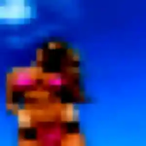 Soraya, 32 ans, connectée à Rochefort-du-Gard pour un rencontre cougar
