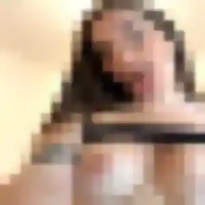 Noemie, femme de 23 ans veut rencontre cougar à Rosporden