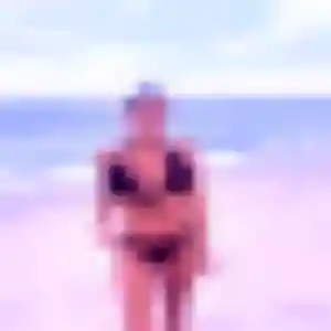 Phoebe, femme de 22 ans cherche rencontre cougar à Saint-Denis